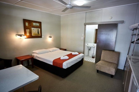 Anchorage Motor Inn - Accommodation Cairns 3