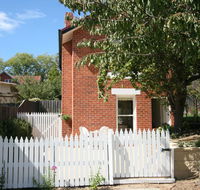 Annies Garden Cottage - Accommodation Cairns