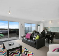 APOLLO 13 PENTHOUSE - free wifi  huge terrace - Accommodation Cairns