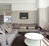 Apt - Sunny with Views - Accommodation Cairns