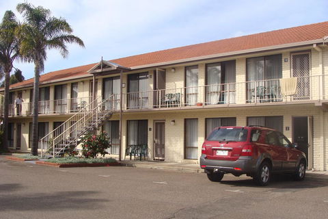 Aquarius Resort - Accommodation Cairns 1