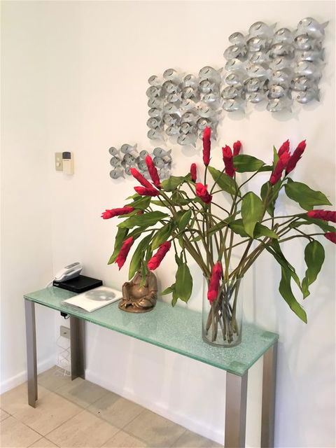 Aquatica - Luxe Holiday Home - Accommodation Cairns 3