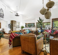 Aquila Retreat Mansion - Accommodation Cairns