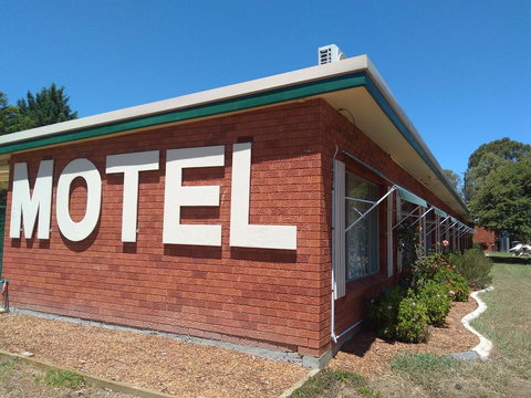 Armidale Rose Villa Motel - Accommodation Cairns 2
