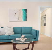Art Deco apartment steps from harbour and beach - Accommodation Cairns