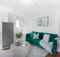 Art Deco Nook Around The Corner From Oxford St - Accommodation Cairns