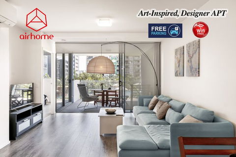 Art-Inspired, Designer APT In The Vibrant Area - Accommodation Cairns 0
