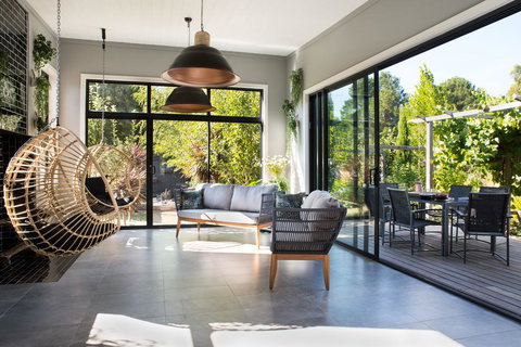 Arya - Accommodation Cairns 2