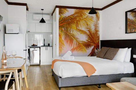 M Hotel - Accommodation Cairns 1