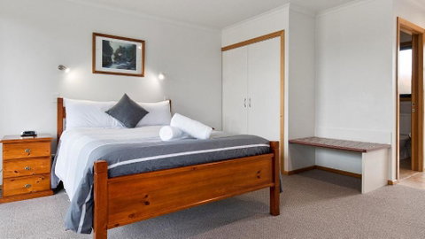 Marsden Court Apartments Now Incorporating Marsden Court And Sharonlee Strahan Villas - Accommodation Cairns 3