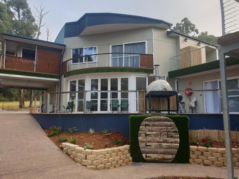 Merry Mary - Accommodation Cairns 0