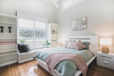 Milton Woodstock Homestead Luxury Retreat With NEW 11M POOL Just Minutes From The Beach - Accommodation Cairns 2