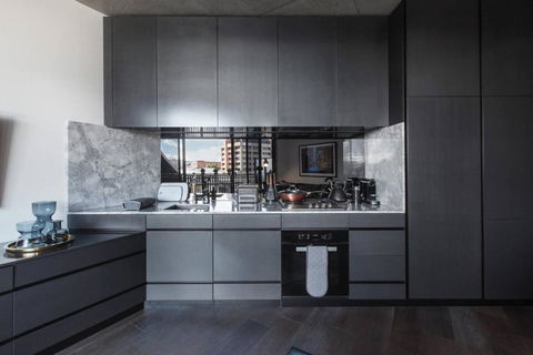 Monochrome And Matte - Sophisticated Loft Living - Accommodation Cairns 2
