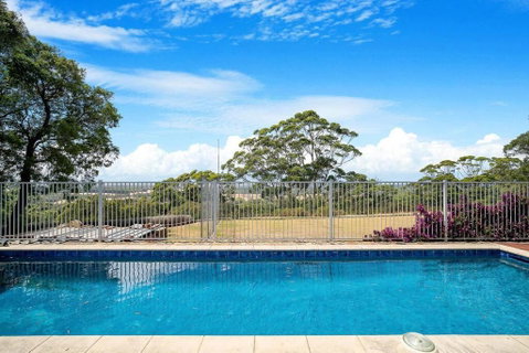 Moondyne Estate Exclusive & Pet Friendly Hilltop Retreat - Accommodation Cairns 0