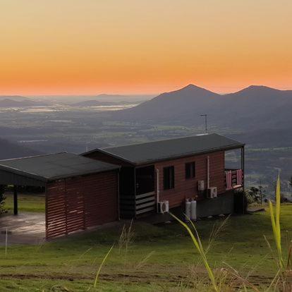Mountain Edge Escape - Accommodation Cairns 0