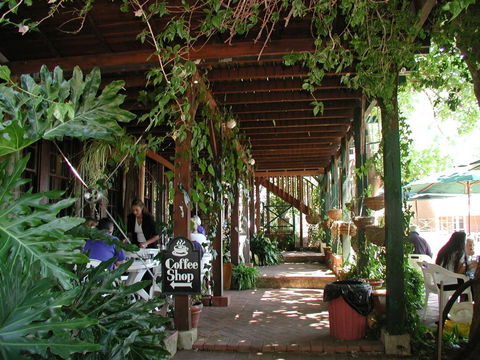 Mundaring Weir Hotel - Accommodation Cairns 2