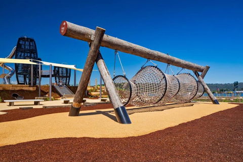 NEW Sailors Cove Pet Friendly - Accommodation Cairns 3