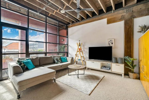New York Style Apartment In Chippendale NSW - Accommodation Cairns 0