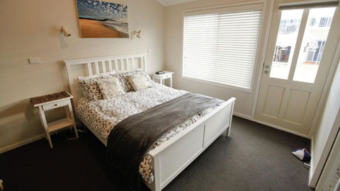 Ocean Escape Twin Pines 8 Ocean Views With Spa - Accommodation Cairns 3