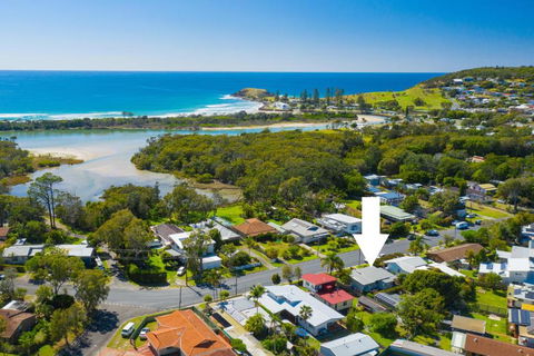 ONDINE, 4 Belmore Street - Accommodation Cairns 2