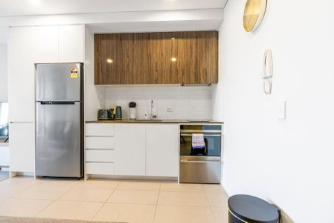 Parliamentary Triangle 1BR Apartment - Accommodation Cairns 2