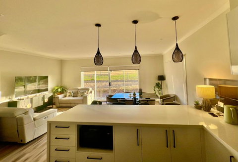 Paradise In San Remo- Philip Island - Accommodation Cairns 0