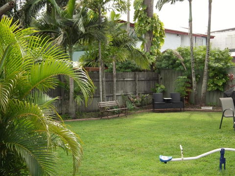 Paradise Motel - Accommodation Cairns 3