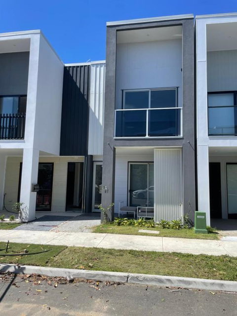 Peaceful Paradise - Accommodation Cairns 1
