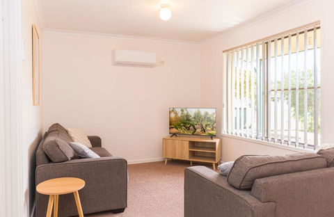 Penola Coonawarra Caravan Park - Accommodation Cairns 2