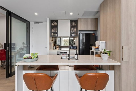 Perfect Location With 5 Star Amenities - Accommodation Cairns 2