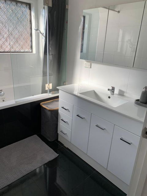 Pets Welcome Central And Convenient - Accommodation Cairns 2