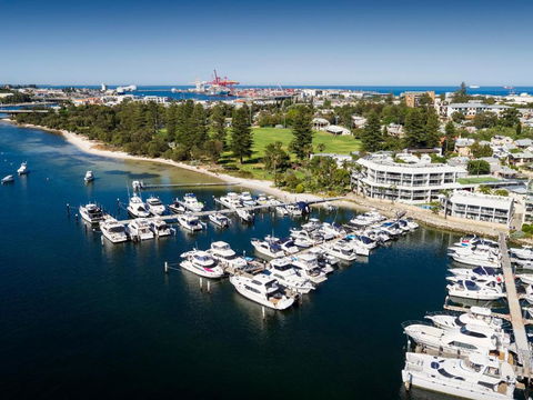 Pier 21 Riverside Apartment Hotel - Accommodation Cairns 0