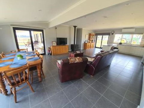 Pleasant Hill BnB - Accommodation Cairns 3