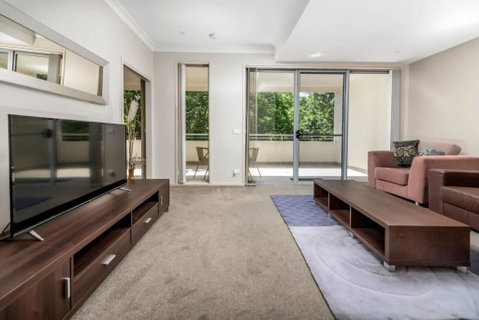 Quiet Apartment In Braddon ACT - Accommodation Cairns 3