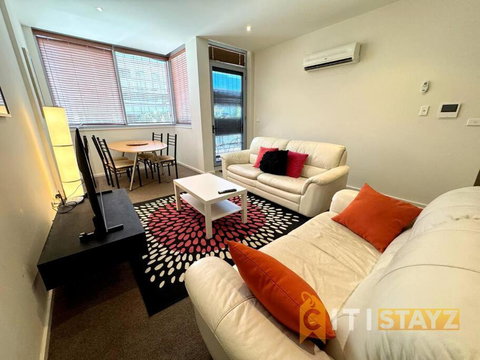 Pretty Penthouse - Close To ANU - Accommodation Cairns 1
