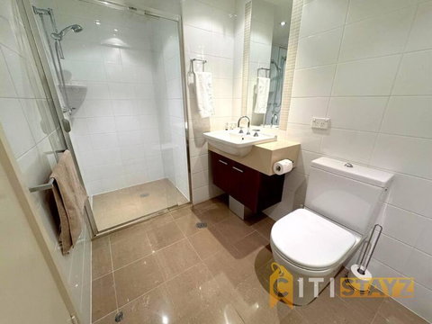Pretty Penthouse - Close To ANU - Accommodation Cairns 2