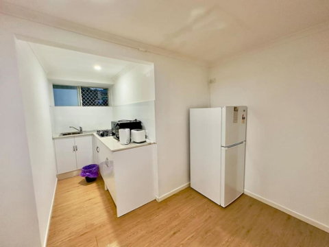 Prime 1BR Near Transport And Retail - Accommodation Cairns 0