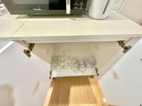 Prime 1BR Near Transport And Retail - Accommodation Cairns 1