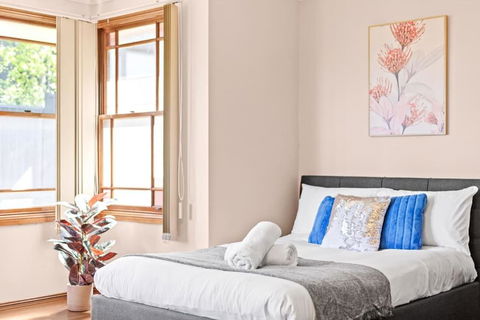 Quadruple Room W Ensuite In Gordon Near Train & Bus - Accommodation Cairns 1