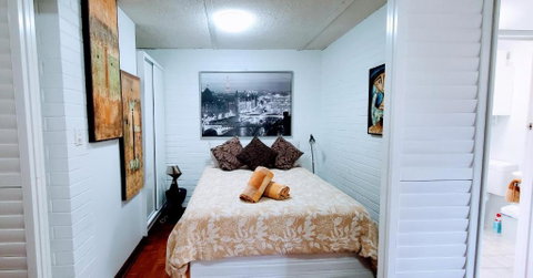 Quaint & Tranquil Subiaco 1 Bedroom Apartment - Accommodation Cairns 1