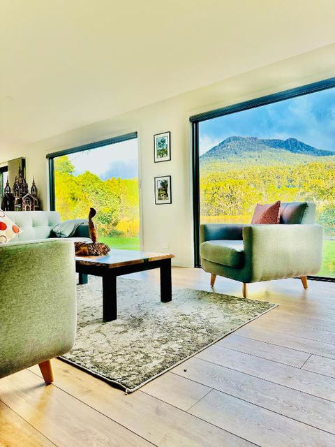 Quamby Bluff Lake House, Deloraine, Tasmania - Accommodation Cairns 3