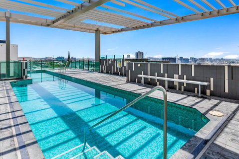 Quattro Apartments - Accommodation Cairns 2