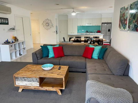 R&R By The Bay In Prime Location - Accommodation Cairns 1