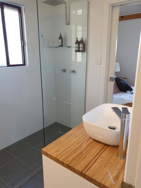 R & R On The Ravine - Accommodation Cairns 3