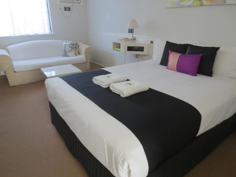Aspley Pioneer Motel - Accommodation Cairns 0