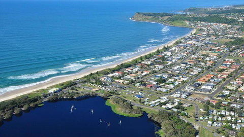 At The Beach - Lennox Head - Accommodation Cairns 2