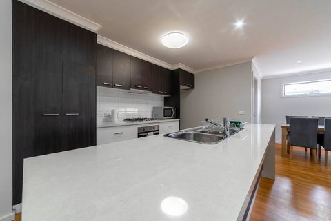 Averys Retreat - Accommodation Cairns 3