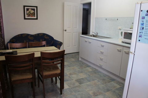 Ayrline Motel - Accommodation Cairns 1