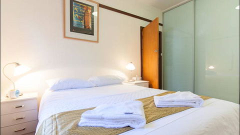 B4 Apartment Close To City, UWA, Nedlands & Swan River - Accommodation Cairns 0