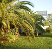 Banjos Overnight And Holiday Units - Accommodation Cairns